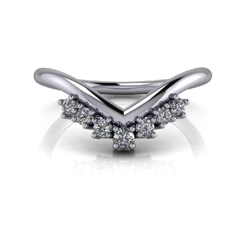 Wren Moissanite Wedding Band