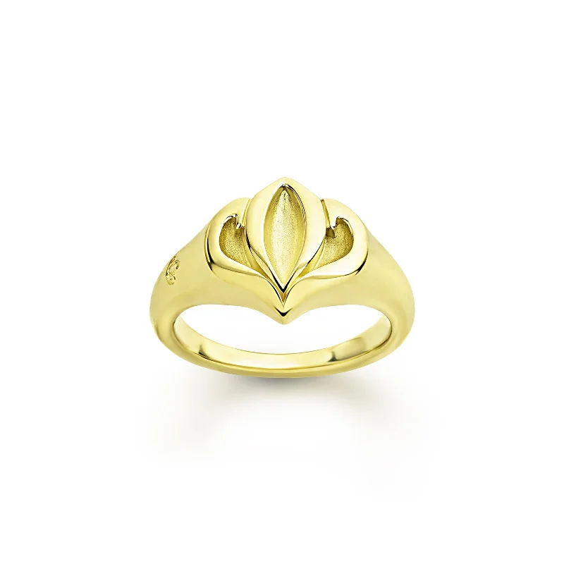 Signet Ring Small - 18K Gold Vermeil