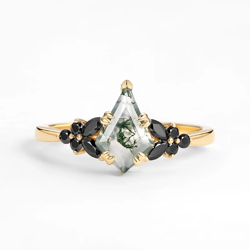 1.5ct Kite Moss Agate Engagement Ring - Wildflower