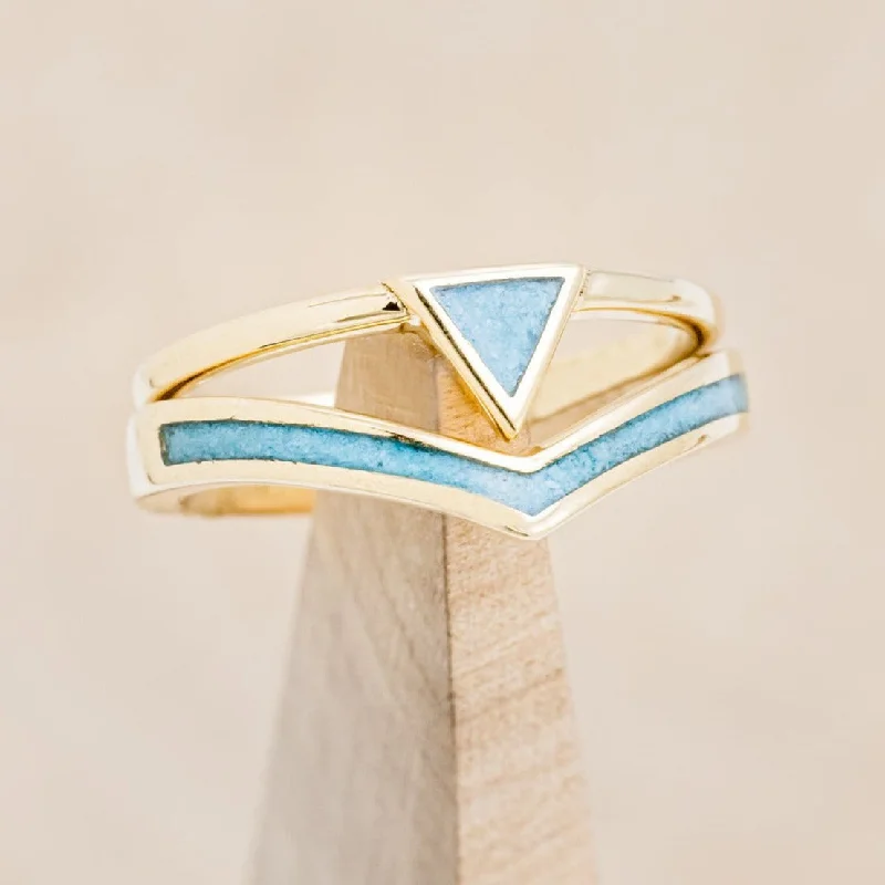 "ATLANTIS" - TRIANGLE TURQUOISE ENGAGEMENT RING WITH V-SHAPED TURQUOISE TRACER