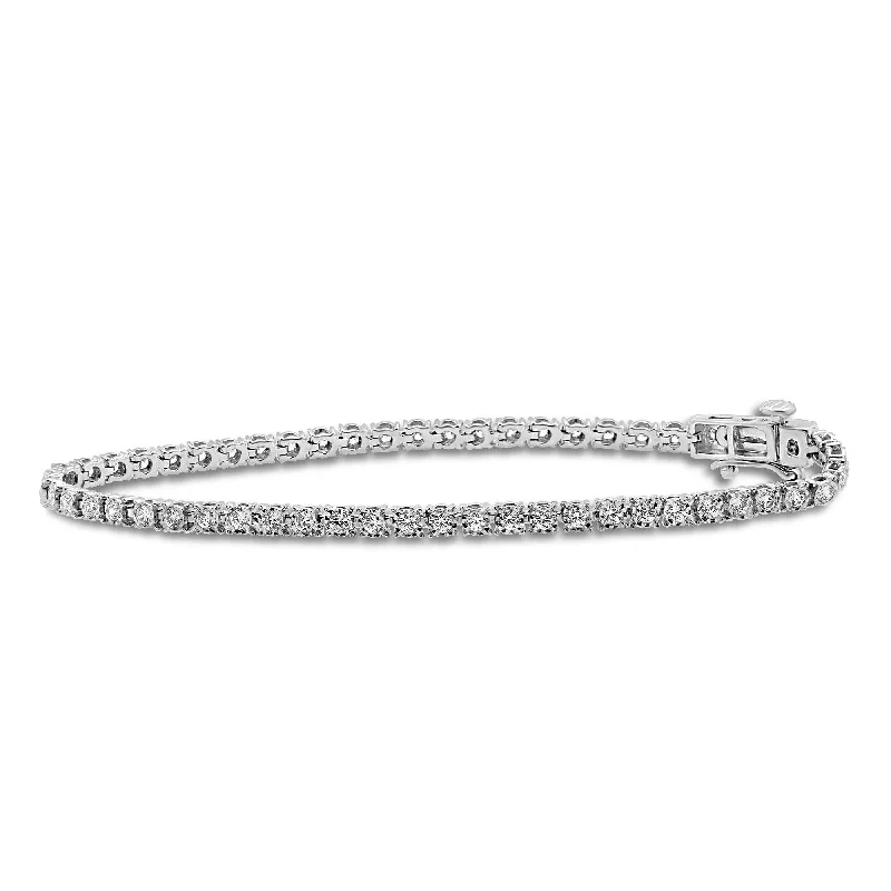 Tennis Bracelet with 1.50ct of Diamonds in 9ct White Gold