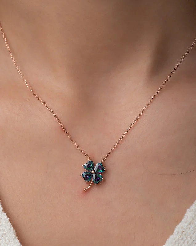 Luck Topaz Stone Flower Necklace